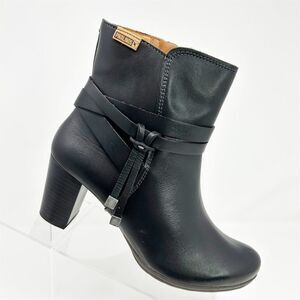 Pikolinos Black Leather Heeled Ankle Booties Size 37 (US 6.5-7) Classic Fall